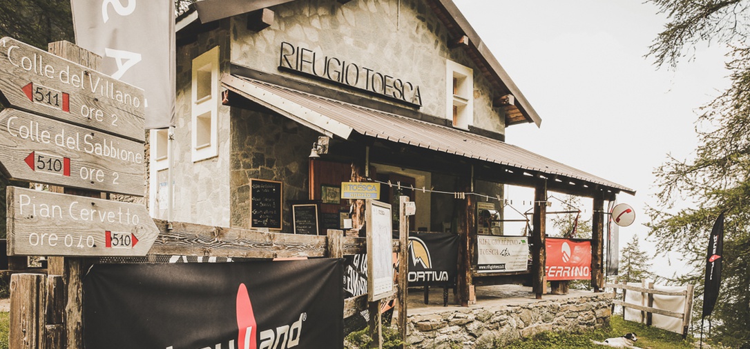 /media/huts/img/rifugio_toesca_val_susa_cai_torino_summer_2018_3.jpg