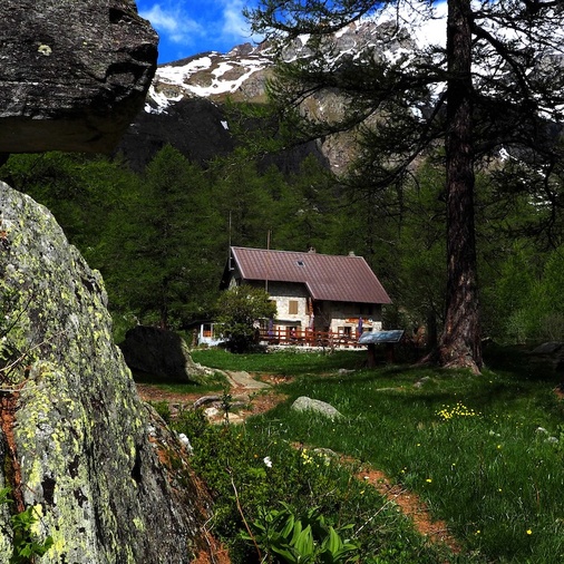 /media/huts/img/levi__molinari_val_susa_cai_torino.jpg