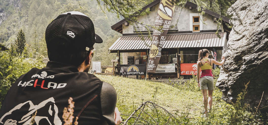 /media/huts/img/rifugio_toesca_val_susa_cai_torino_summer_2018_2.jpg