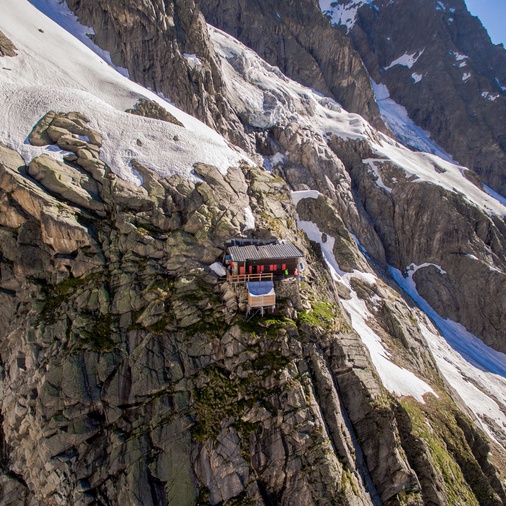 /media/huts/img/Boccalatte_cai_torino.jpg